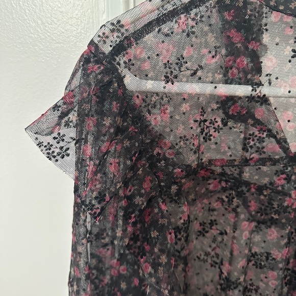 Zara Sheer Floral Black Blouse with Ruffles Size Medium Womens - Picture 12 of 16